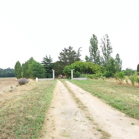 Charmante Dependance En Campagne Samatan Экстерьер фото
