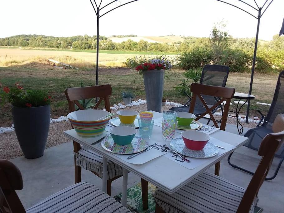 Charmante Dependance En Campagne Samatan Экстерьер фото